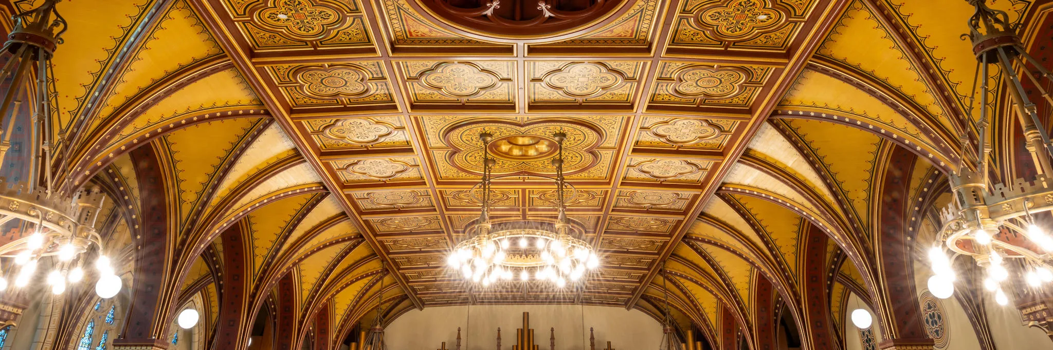 ceiling in Maison Dieus connaught hall